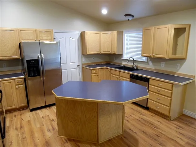 1475 S 810 W — Photo 2