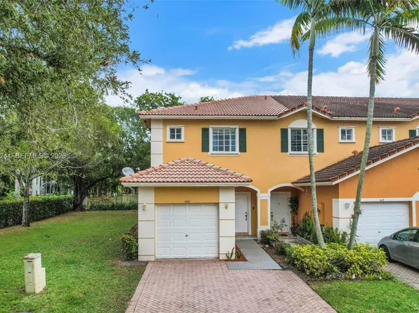 400 Princess Dr, Pompano Beach, FL 33068