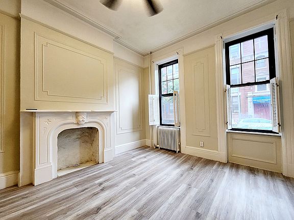 3rd image of 212A 14th St #1