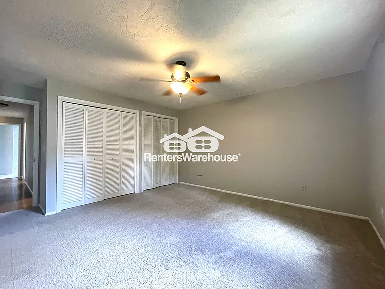 802 Embassy Rd — Photo 23