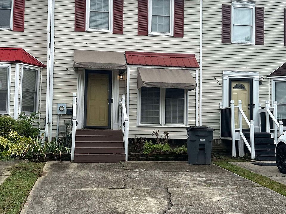 1st image of 811 Jamestown Manor Park