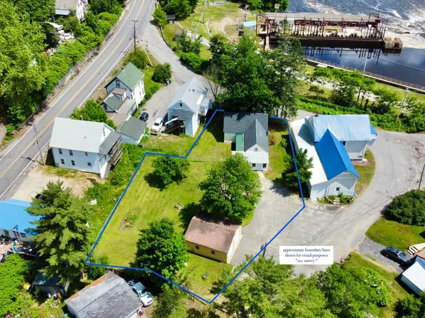 7 Bridge Street, Jay, ME 04239