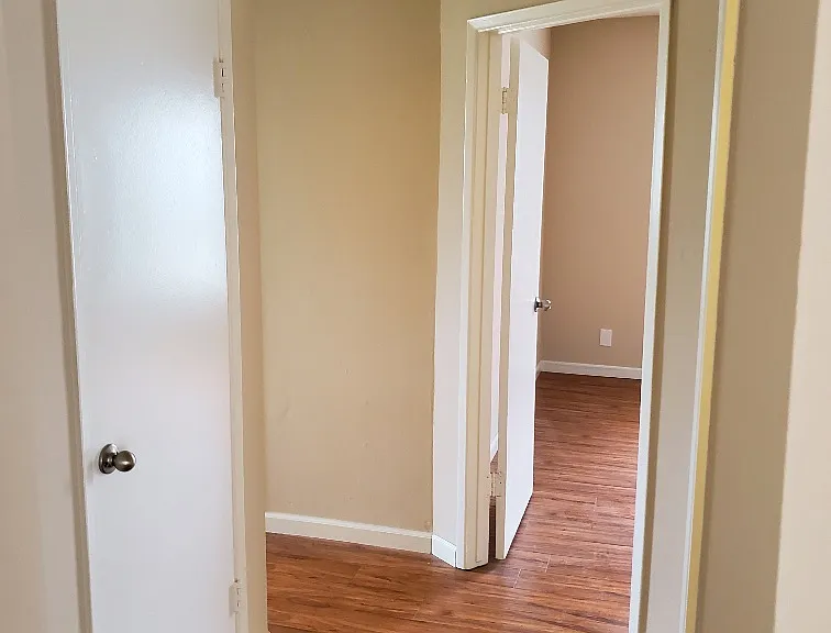 10243 Samoa Ave #203 — Photo 8