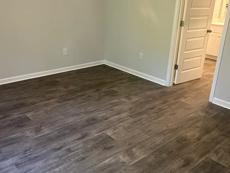 1063 Harbor Dr — Photo 7