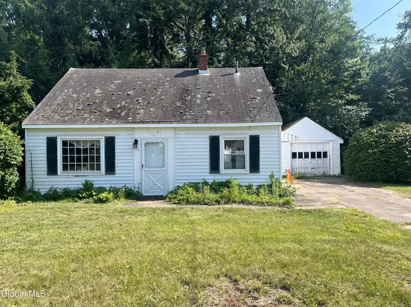 2044 Pyle Road, Schenectady, NY 12303
