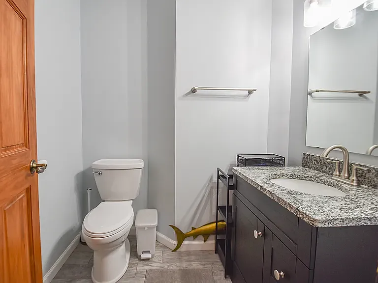 912 Miller Dr — Photo 8