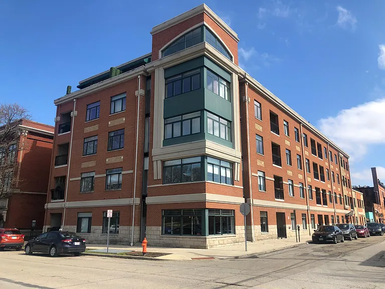 34 W Poplar Ave #402 — Photo 5