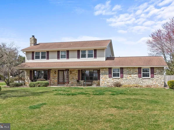 574 Walnut Dr, Parkesburg, PA 19365