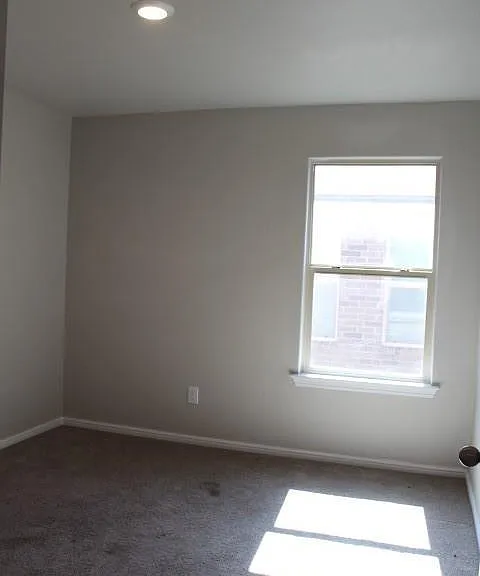 16628 Milwaukee St — Photo 5