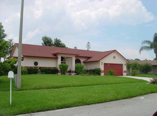2530 Maniki Dr, Riviera Beach, FL 33407