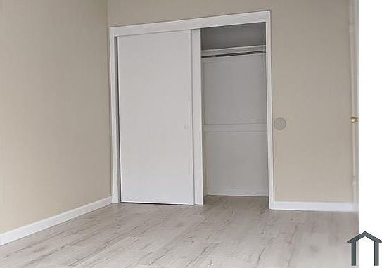4th image of 3784 Underwood Dr APT 3