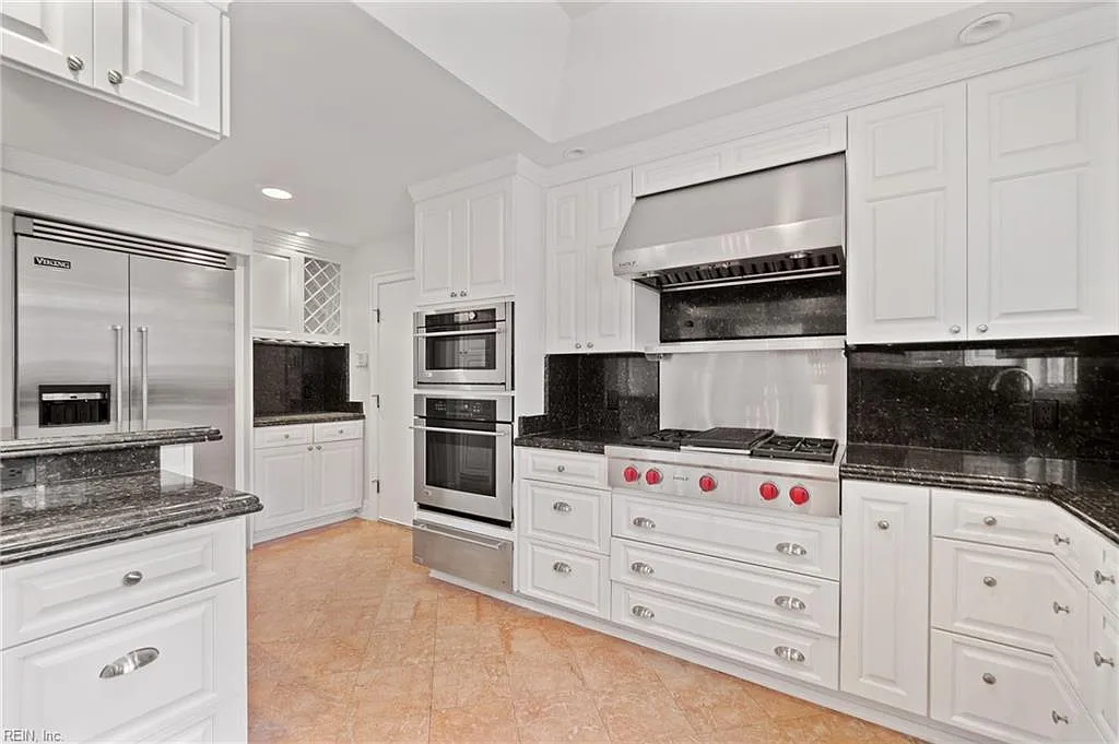 5 bed, 3000 sqft, $3,000 — Photo 4