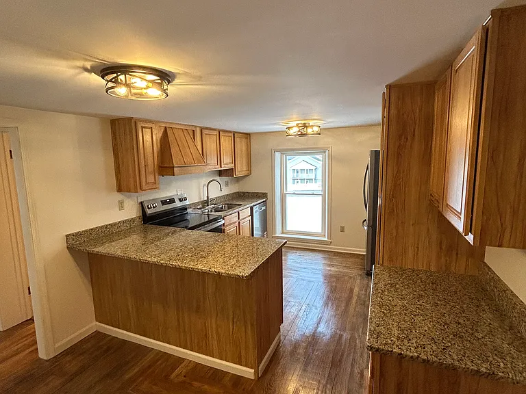 15 S 2nd Ave #C — Photo 1