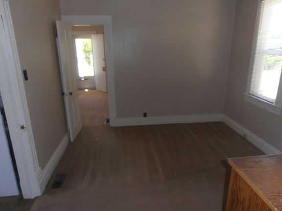 4th image of 721 S Cascade Ave #1