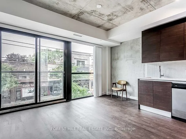 246 Logan Ave #212 — Photo 5