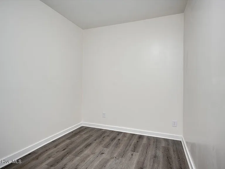 311 Abbeville Ave NE — Photo 20