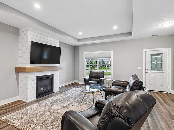 4th image of 9056 Jem Ln