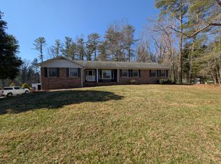 115 Hudson Dr, Hendersonville, NC 28739