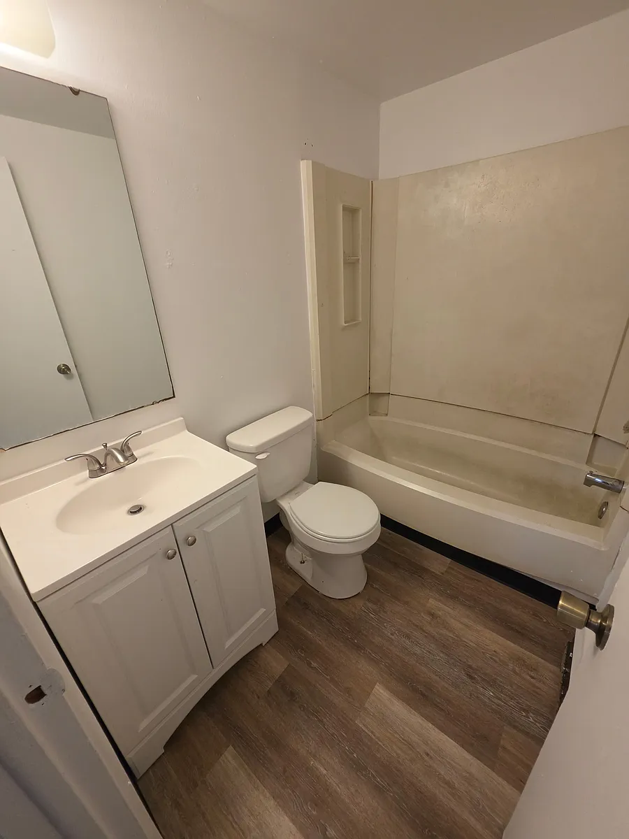 Building Photo - 1812 S Braddock Ave #2