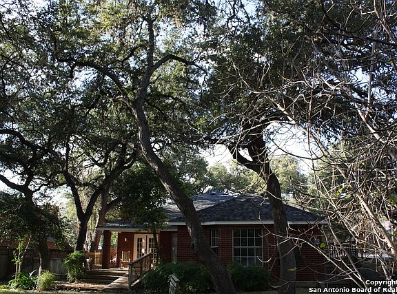 5th image of 10122 Jandre Pl