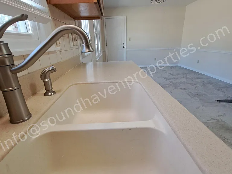 320 Rosemont Rd SE — Photo 11