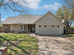 1201 W Quinton St, Broken Arrow, OK 74011