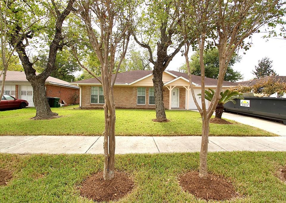 1st image of 6211 Tiffany Dr