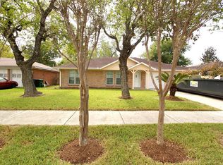 6211 Tiffany Dr, Houston, TX 77085