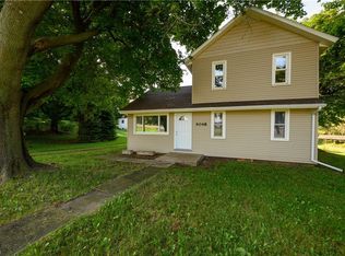 9048 Lisbon St, Louisville, OH 44641