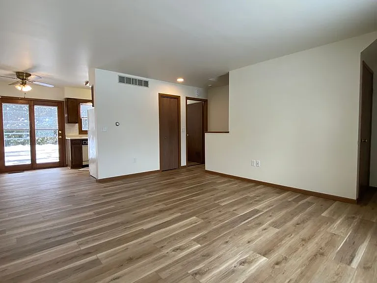 1785 Alexandra Ct — Photo 1