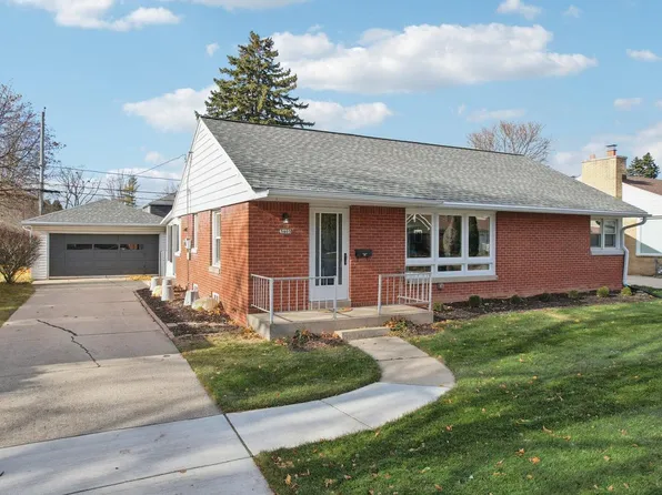 5405 North Lydell AVENUE, Glendale, WI 53217