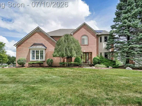 3200 Appleridge Dr, Ann Arbor, MI 48103
