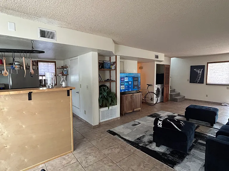 823 W Birch Ave #B — Photo 6