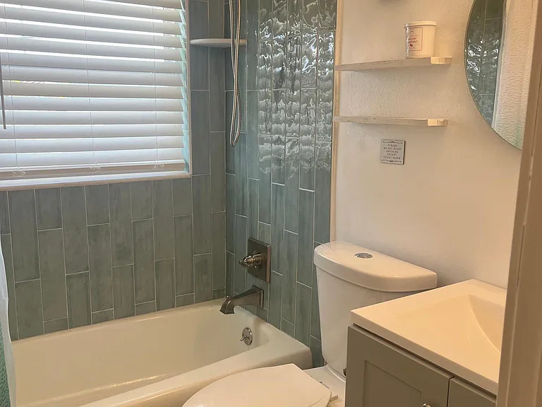 299 E Central Blvd #11 — Photo 13