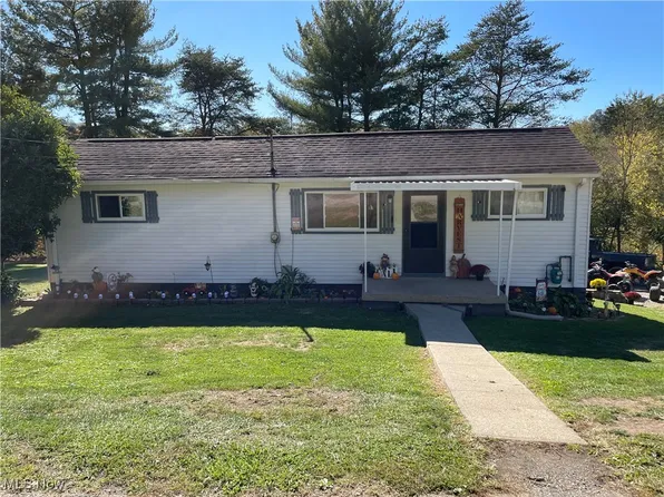 54738 Cove Rd, Powhatan Point, OH 43942