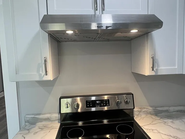 3290 Ralston Ave — Photo 9
