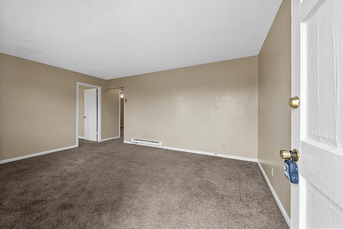 Building Photo - 147 Tandy Dr #B