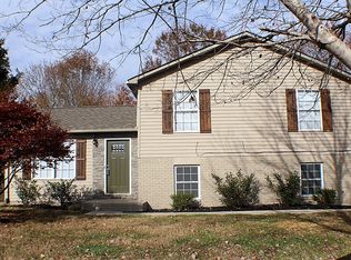 3690 Southmeade Dr, Cookeville, TN 38506