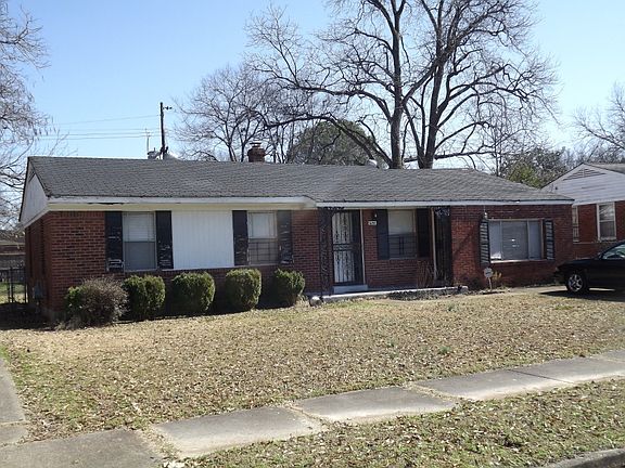 3rd image of 1698 Merrycrest Dr