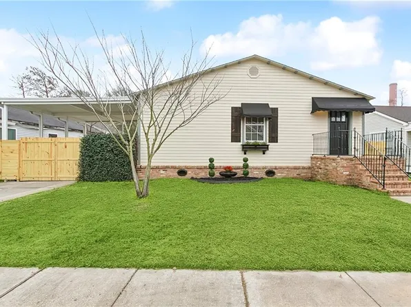 31 Gibbs Dr, Chalmette, LA 70043