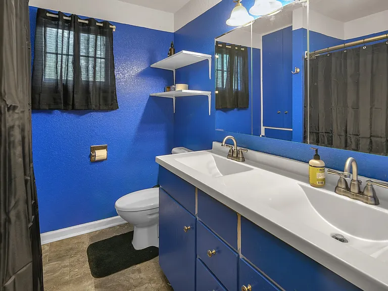 140 W Cheryl Dr — Photo 5