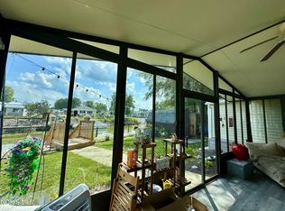 2860 W Risingsun Rd, Port Clinton, OH 43452