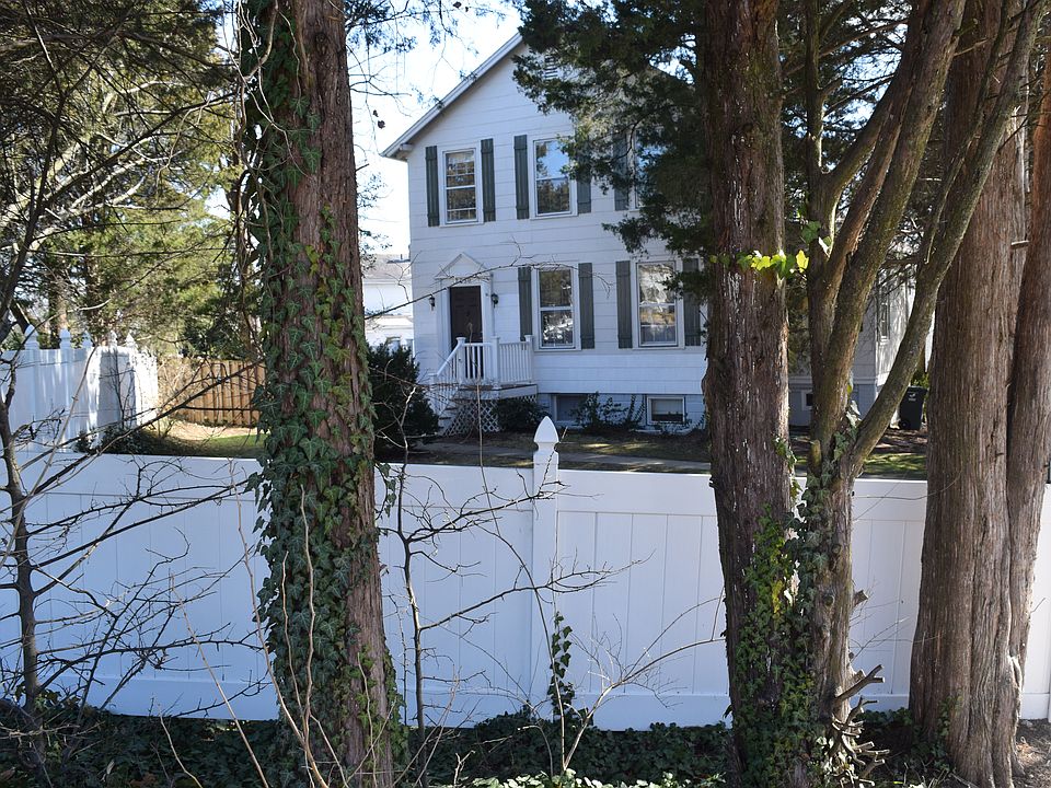 1st image of 2550 Washington Blvd