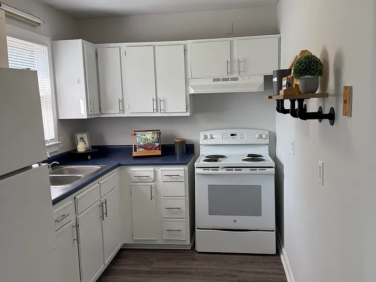 1541 Dorsey Ln NE #A — Photo 10
