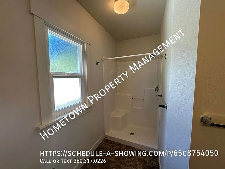 6231 Martin Way E — Photo 11