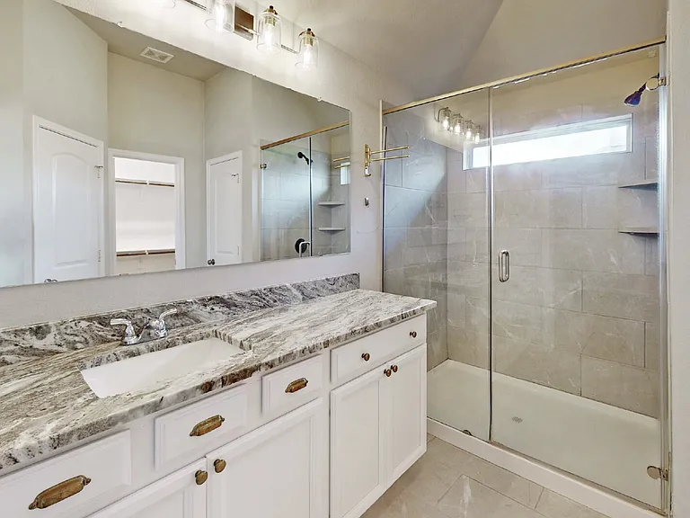 2030 Kathryn Dr — Photo 23