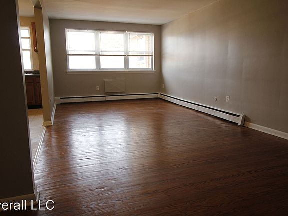 4th image of 5 W Oakland Ave #7188646