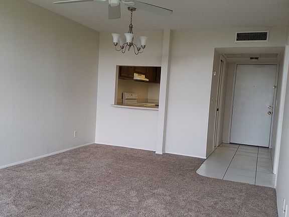 4th image of 9441 Live Oak Pl APT 408