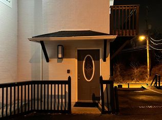 209 Richland Ave APT A, Dravosburg, PA 15034