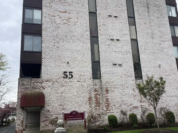 55 Clinton Pl APT 308, Hackensack, NJ 07601